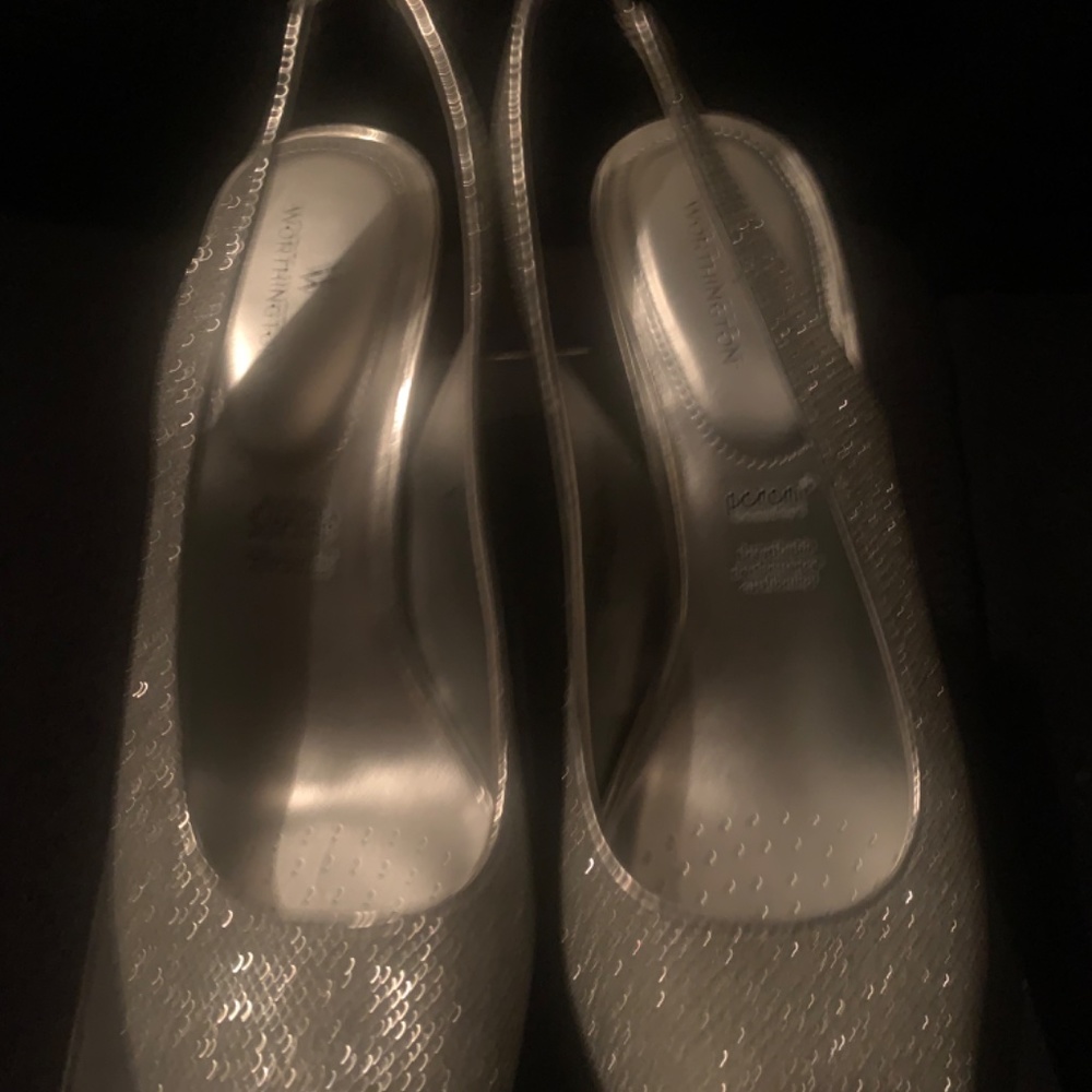 Shoes - Picture 3 of 5